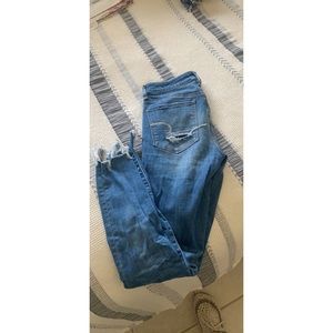 Hi-Rise Ripped Jean